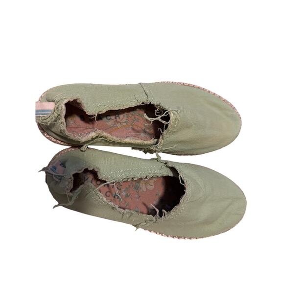 VIONIC Beach Laguna Mint Sage Green Canvas Espadrilles Flats Shoes 6 - Picture 4 of 7